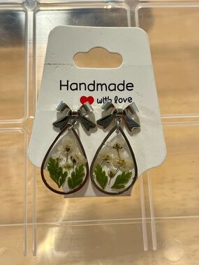 Handmade Teardrop Resin Earrings with Pressed White Flowers